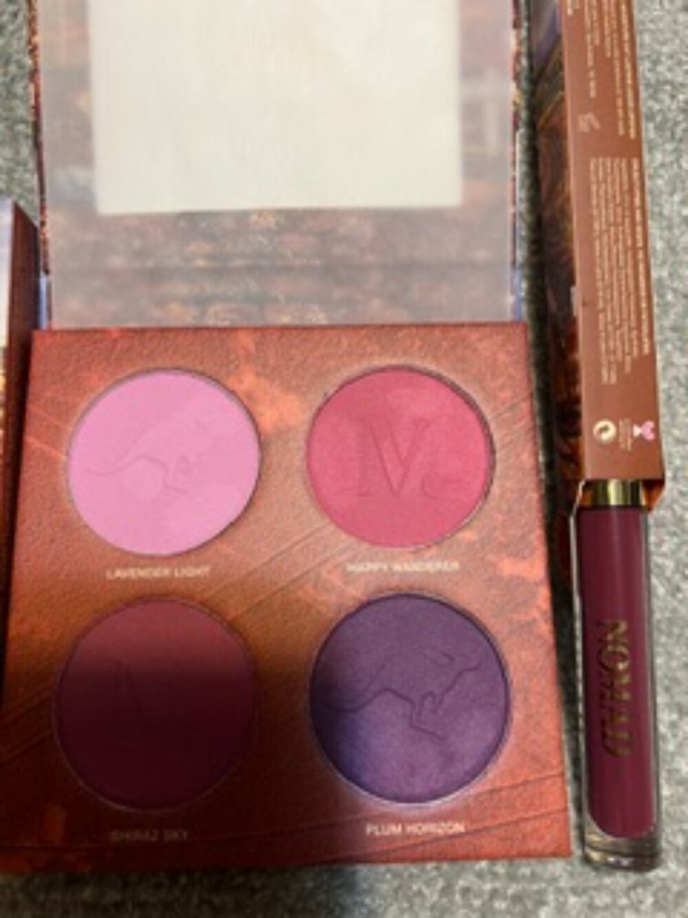 NWT Nomad Cosmetics Outback Adventure 4-Pan Blush Palette & Liquid Lipstick
